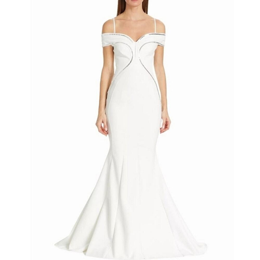NWT$1,390 Chiara Boni Genny Embellished White Mermaid Gown Dress Sz 2 (38)